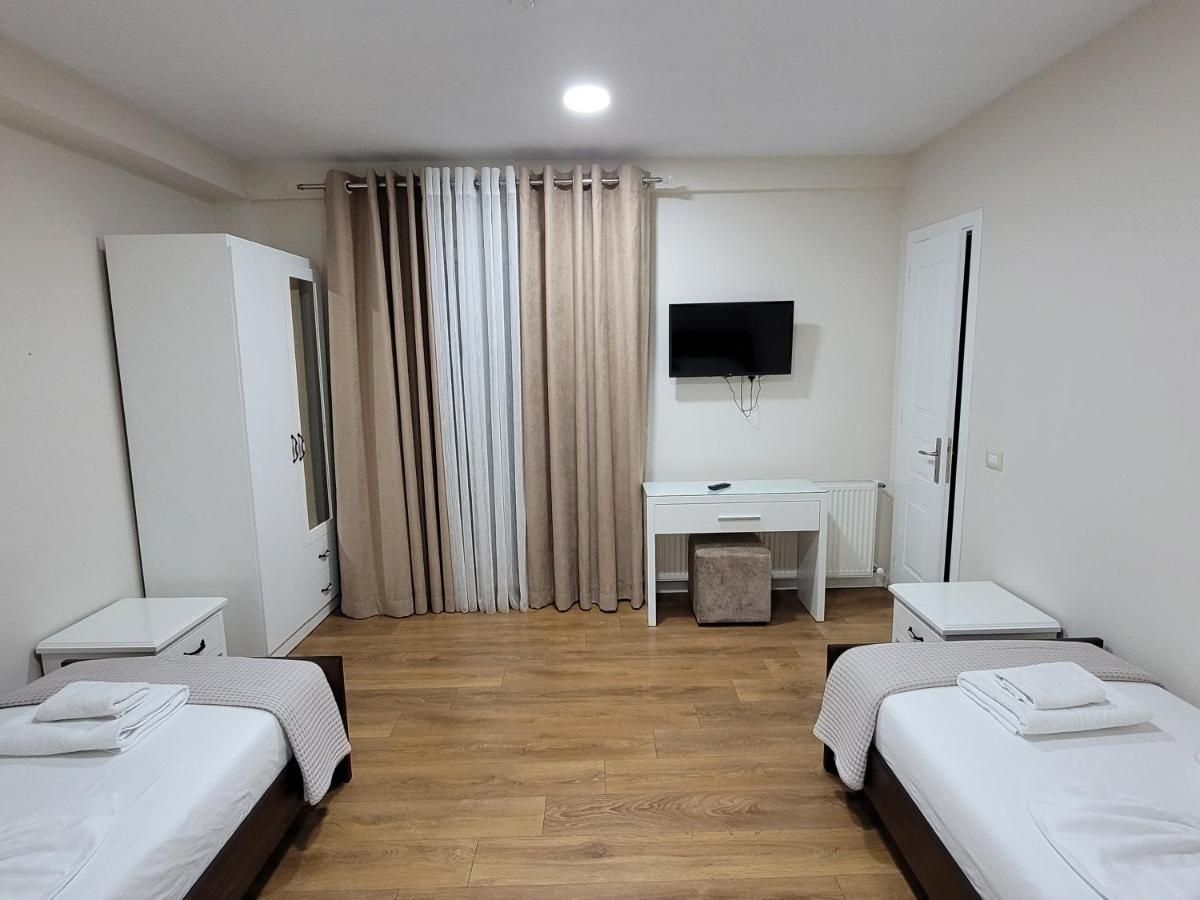 Hotel Taverna Zisi Erseke Exteriér fotografie