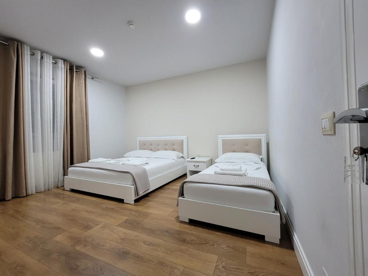 Hotel Taverna Zisi Erseke Exteriér fotografie
